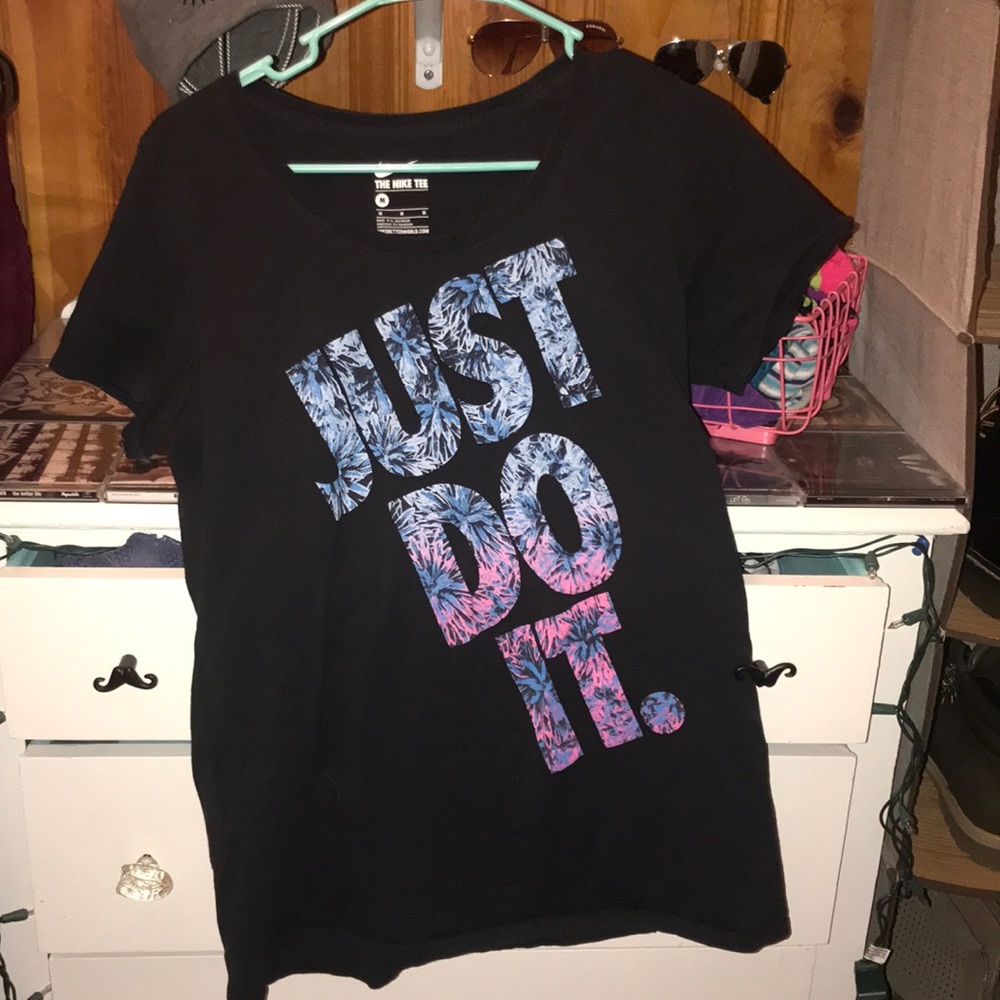 Black Nike T-shirt